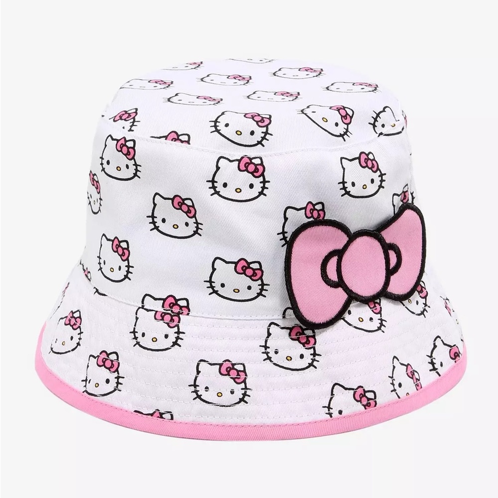 Hello Kitty Hot Topic Bow All Over Print Bucket Hat